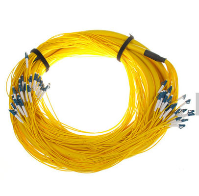 गुणवत्ता  SM 9/125 G652D (OS2) LSZH 12 Fibers LC/UPC-LC/UPC Fibre Optic Breakout Cables 1M कारखाना