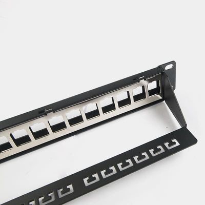 प्रबंधन बार के साथ RJ45 नेटवर्क पैच पैनल 24 पोर्ट 1U कीस्टोन C5 / C5E C6