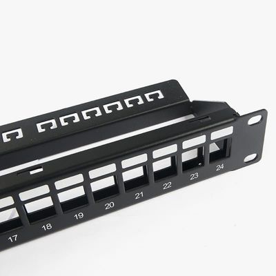 प्रबंधन बार के साथ RJ45 नेटवर्क पैच पैनल 24 पोर्ट 1U कीस्टोन C5 / C5E C6