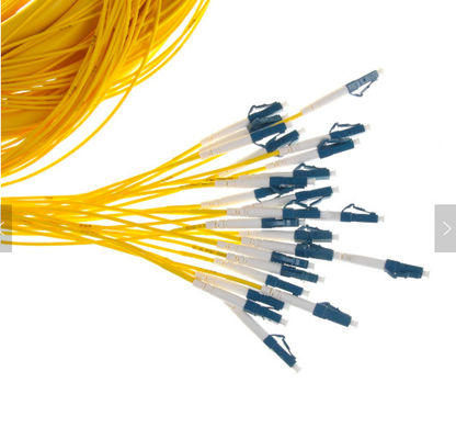 SM 9/125 G652D (OS2) LSZH 12 फाइबर LC/UPC-LC/UPC फाइबर ऑप्टिक ब्रेकआउट केबल 1M